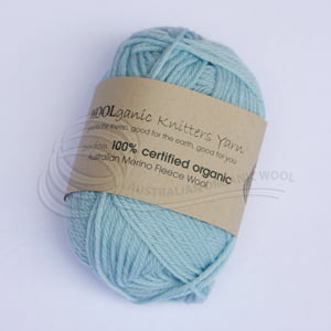 organic-yarn-blue