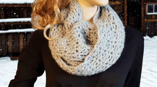 Super Soft & Chunky Mobius Cowl Crochet Pattern - Image 2