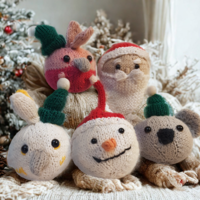 Aussie Christmas Baubles Knitting Pattern
