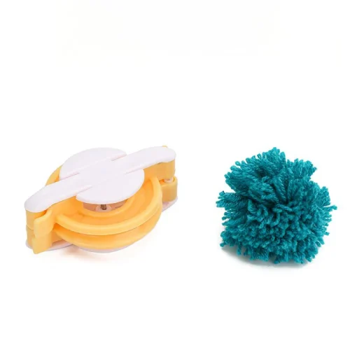 Pom Pom Maker 4 Pack - Image 4