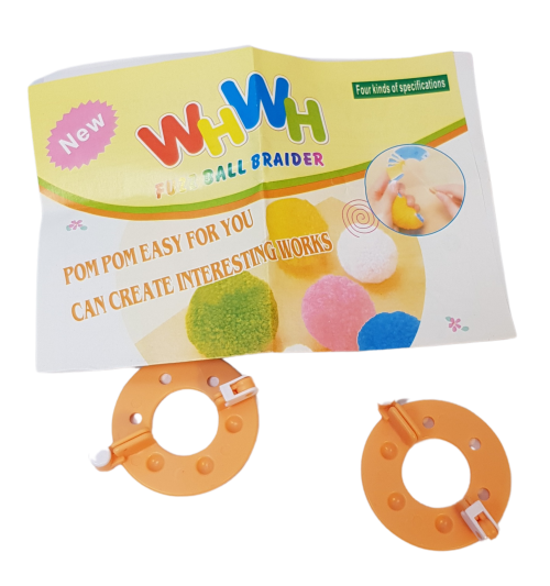 Small Pom Pom Maker - Image 2