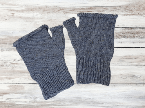 Grandpa Mittens Beginner Knit Kit - Image 3