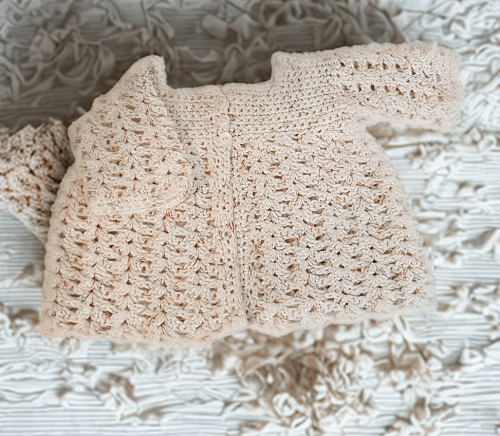 Easy Crochet Square Neck Baby Cardi Gift Kit - Image 2