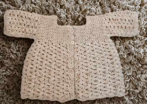 Easy Crochet Square Neck Baby Cardi Gift Kit - Image 6
