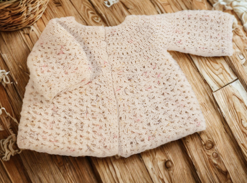Easy Crochet Round Neck Baby Cardi Gift Kit - Image 3