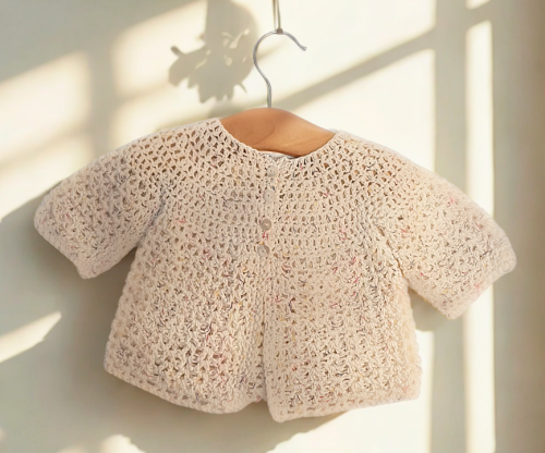 Easy Crochet Round Neck Baby Cardi Gift Kit