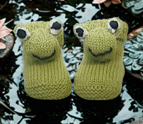 Frog Baby Booties Knitting Pattern - Image 3