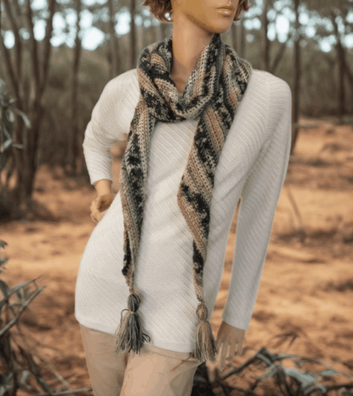 Beginner Crochet Roll Scarf Pattern - Image 2