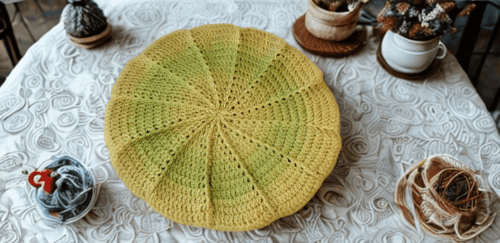 Monet Crochet Beret Kit - Image 4