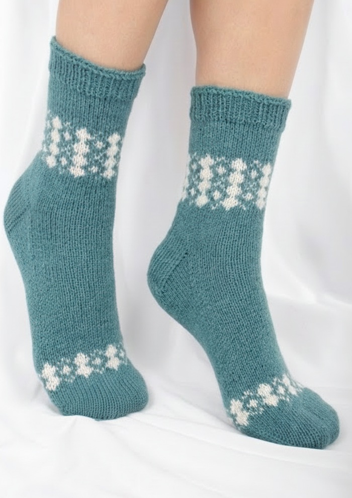 Diamondi Toe Up Socks Knitting Pattern - Image 2